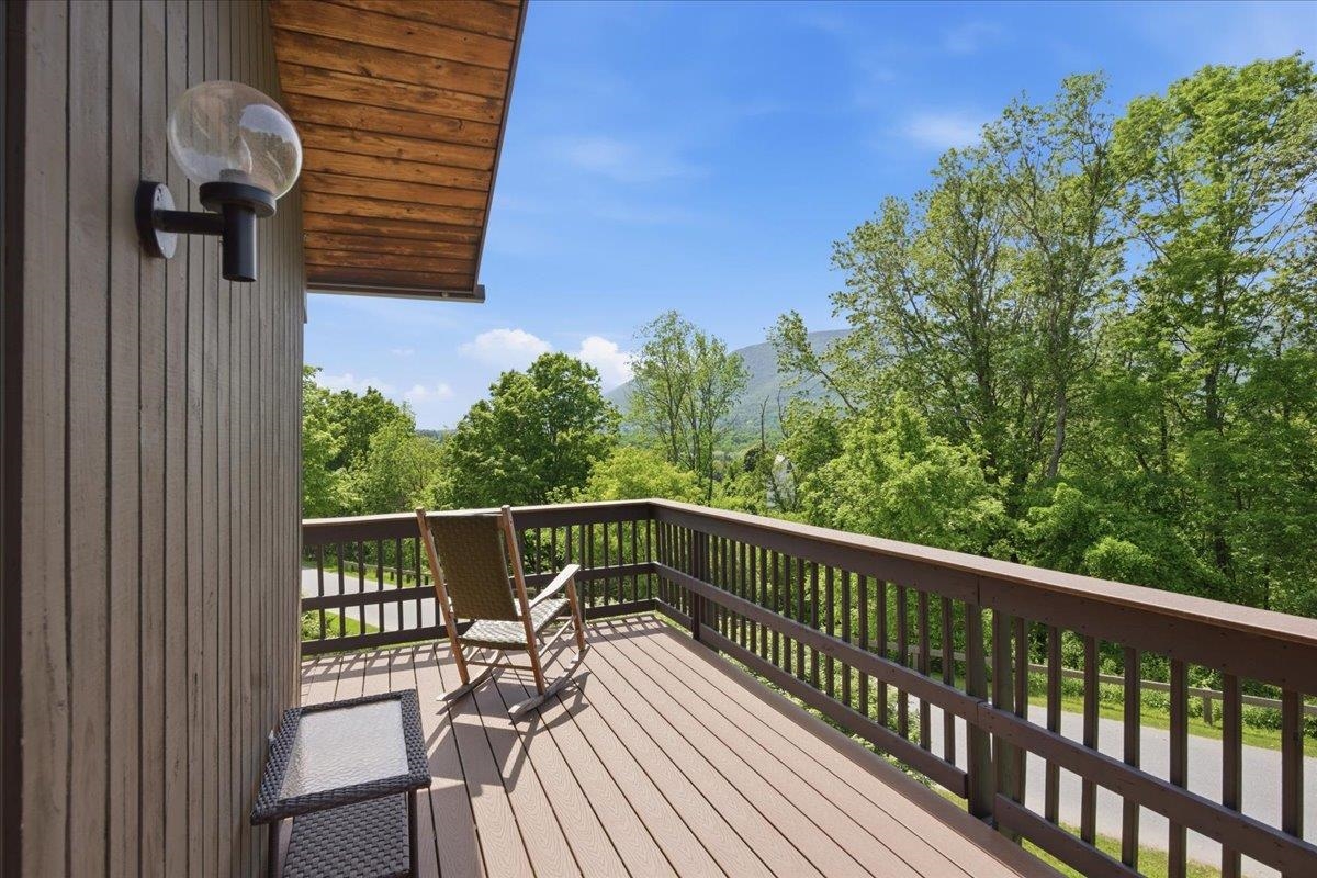 60 Murray Hill Heights Road, Unit 23 Manchester, VT 05255 - Photo 4 of 38