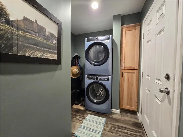 $470,000 | 1518 330th Street, Tampa, KS 67483