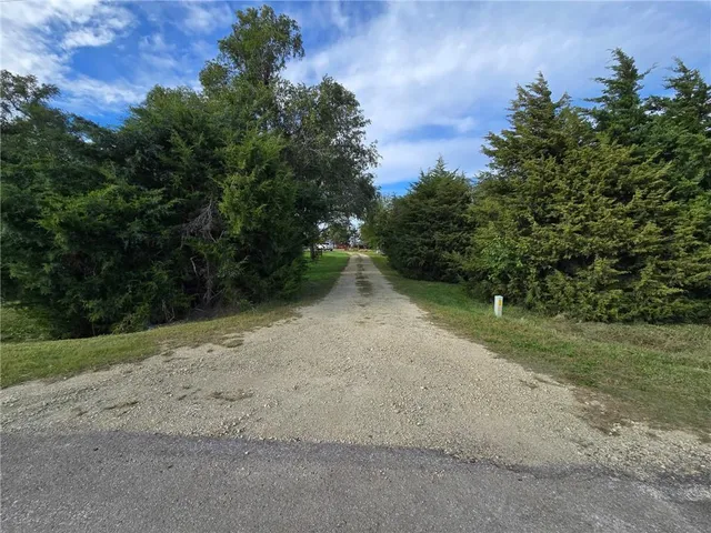 $470,000 | 1518 330th Street, Tampa, KS 67483