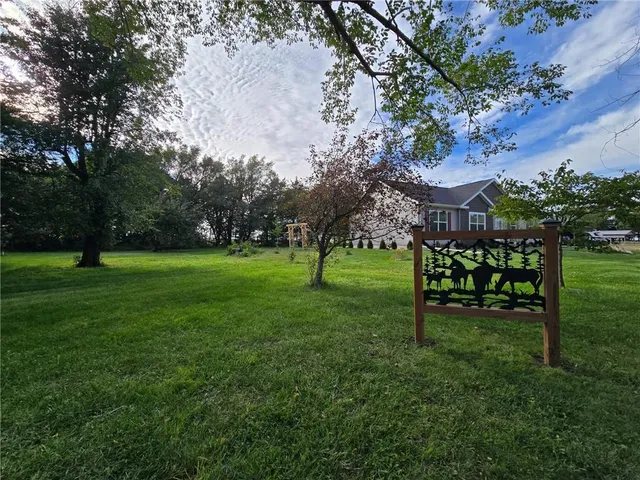 $470,000 | 1518 330th Street, Tampa, KS 67483