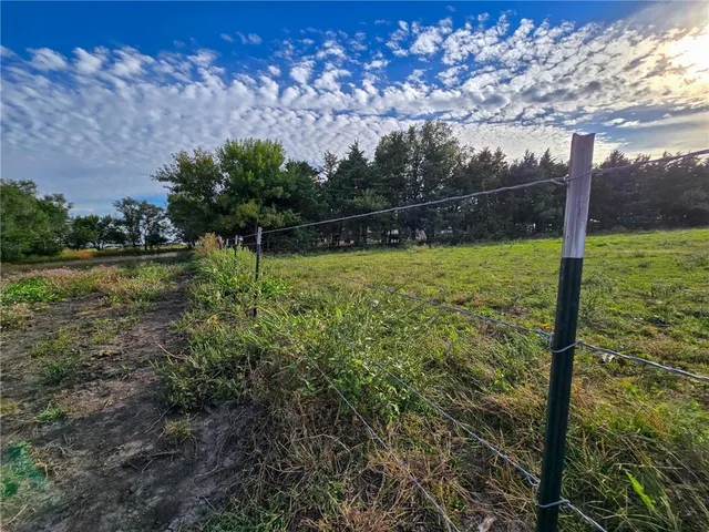 $470,000 | 1518 330th Street, Tampa, KS 67483