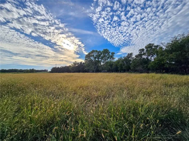 $470,000 | 1518 330th Street, Tampa, KS 67483