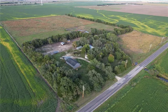 $470,000 | 1518 330th Street, Tampa, KS 67483