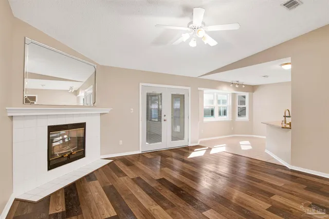 $2,100 | 4036 Shorewood Drive, Pensacola, FL 32507