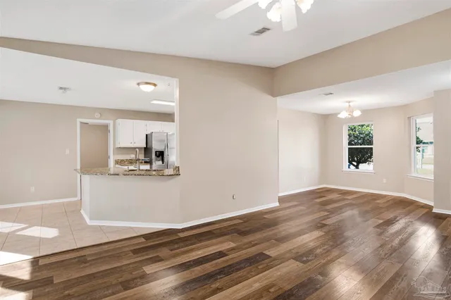 $2,100 | 4036 Shorewood Drive, Pensacola, FL 32507