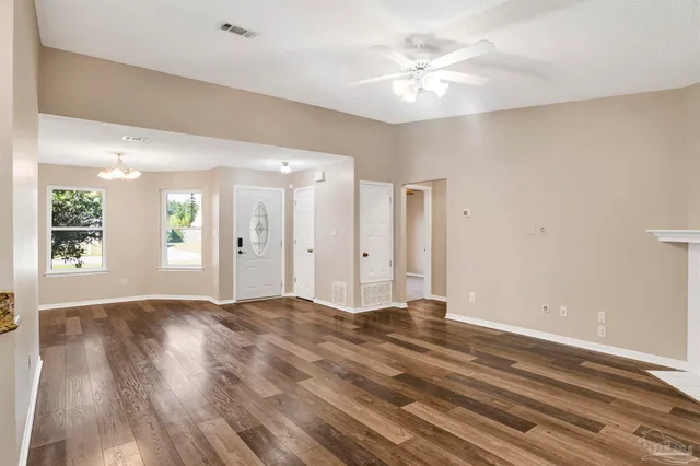 $2,100 | 4036 Shorewood Drive, Pensacola, FL 32507