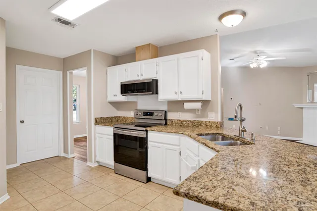 $2,100 | 4036 Shorewood Drive, Pensacola, FL 32507