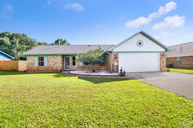 $2,100 | 4036 Shorewood Drive, Pensacola, FL 32507