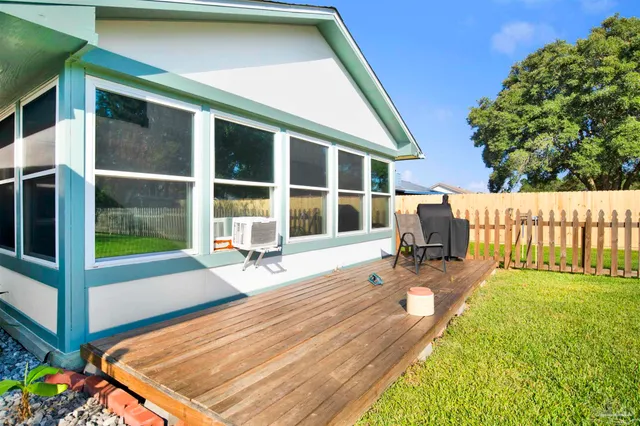 $2,100 | 4036 Shorewood Drive, Pensacola, FL 32507