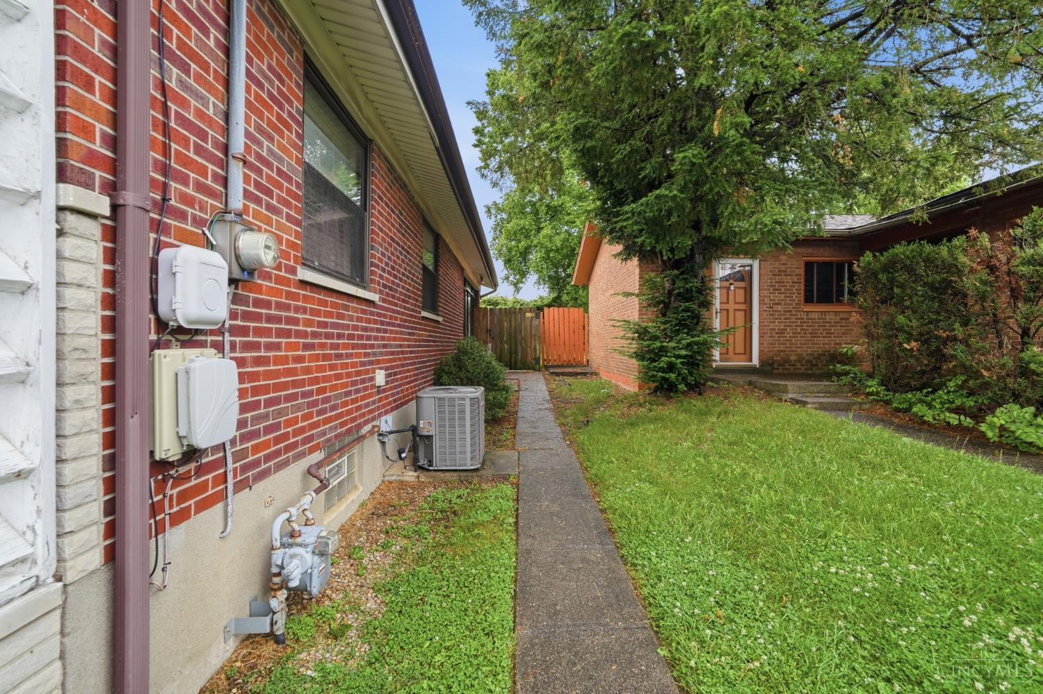 8084 Stillwell Road Cincinnati, OH 45237 - Photo 33 of 53