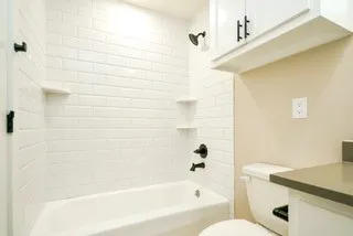 $1,950 | 10492 Hammerly Boulevard, Unit 83, Houston, TX 77043