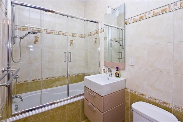77 Winston Road Newton, MA 02459 - Photo 9 of 27 Gallery Image 9