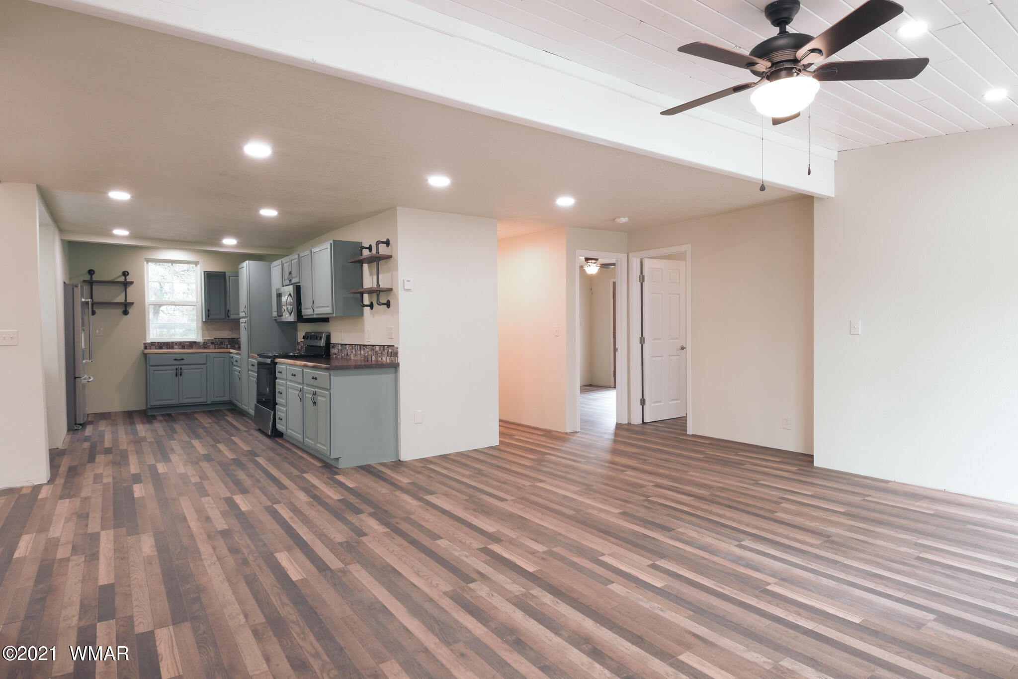2064 Sagebrush Trail Overgaard, AZ 85933 - Photo 11 of 18