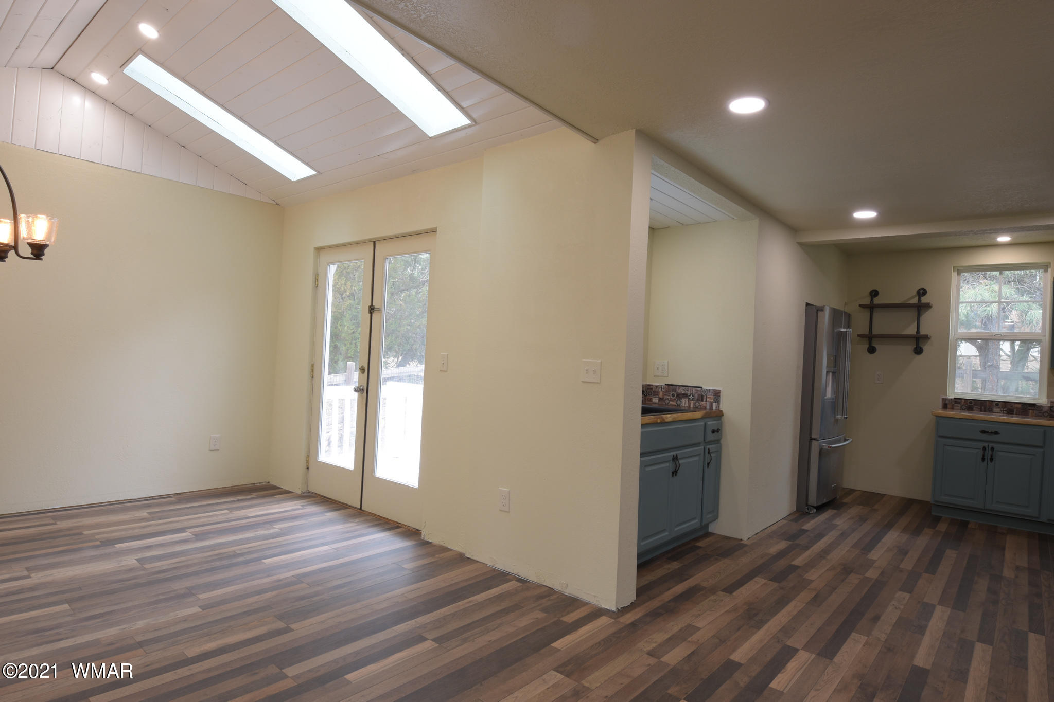 2064 Sagebrush Trail Overgaard, AZ 85933 - Photo 10 of 18