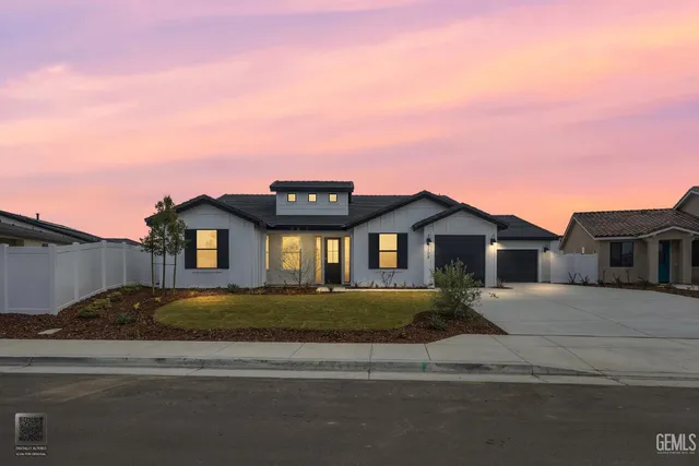$669,900 | Undisclosed Address, Bakersfield, CA 93314