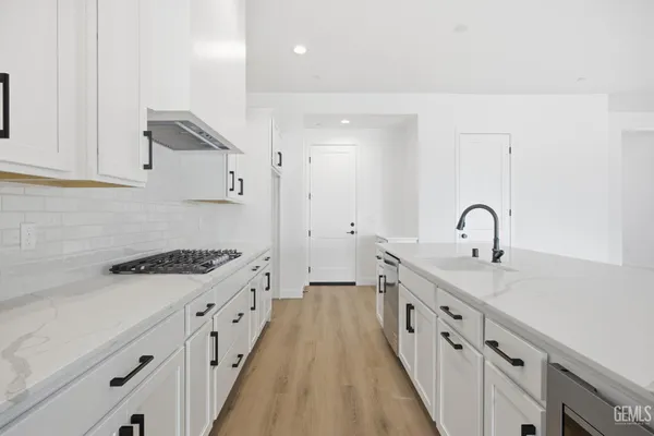 $669,900 | Undisclosed Address, Bakersfield, CA 93314