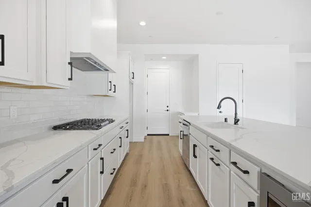 $669,900 | Undisclosed Address, Bakersfield, CA 93314