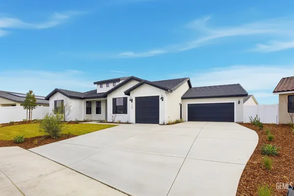 $669,900 | Undisclosed Address, Bakersfield, CA 93314