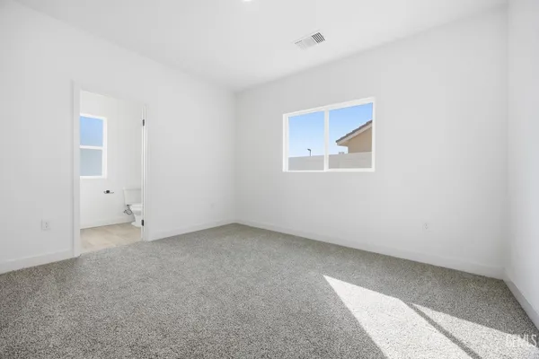 $669,900 | Undisclosed Address, Bakersfield, CA 93314