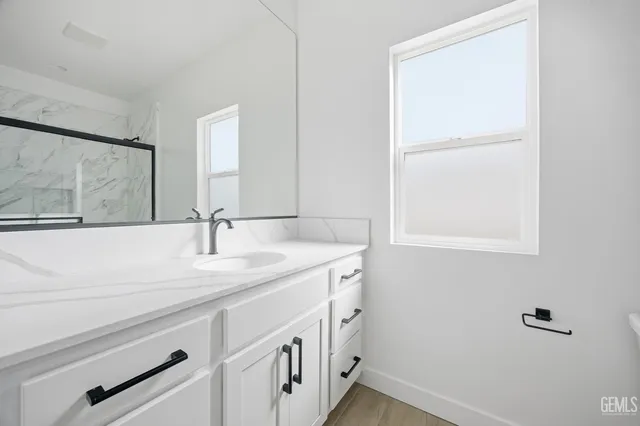 $669,900 | Undisclosed Address, Bakersfield, CA 93314