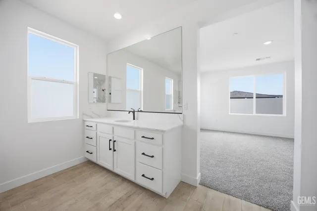 $669,900 | Undisclosed Address, Bakersfield, CA 93314