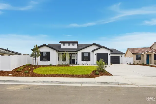 $669,900 | Undisclosed Address, Bakersfield, CA 93314