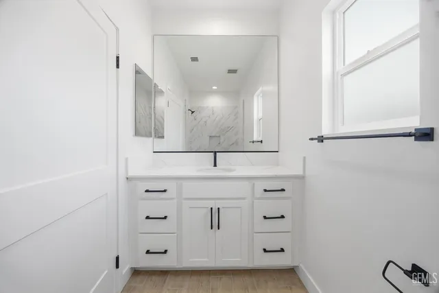 $669,900 | Undisclosed Address, Bakersfield, CA 93314