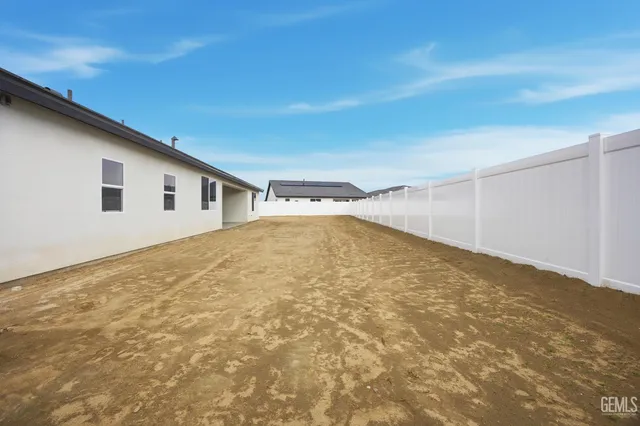 $669,900 | Undisclosed Address, Bakersfield, CA 93314