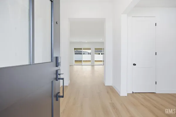 $669,900 | Undisclosed Address, Bakersfield, CA 93314