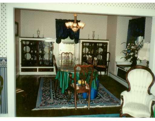 377 Connecticut Avenue Rochester, PA 15074 - Photo 4 of 5 Dining Room.