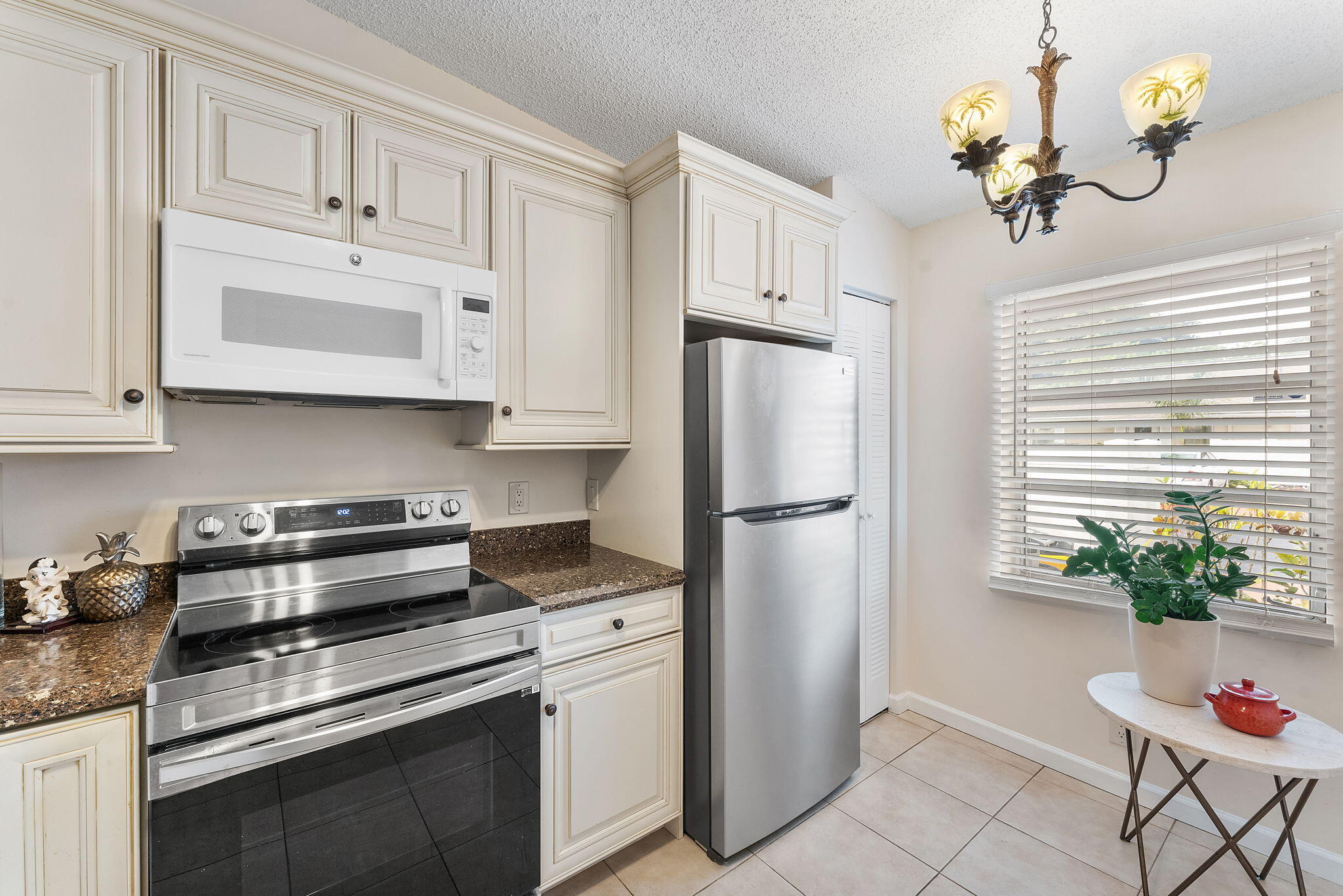 18776 Argosy Drive Boca Raton, FL 33496 - Photo 6 of 24 40-web-or-mls-DSC07211