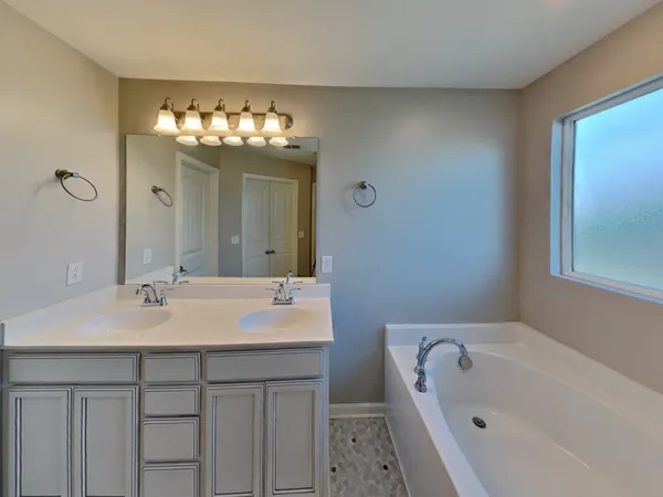 $2,449 | 2043 Shafer Drive, Murfreesboro, TN 37128