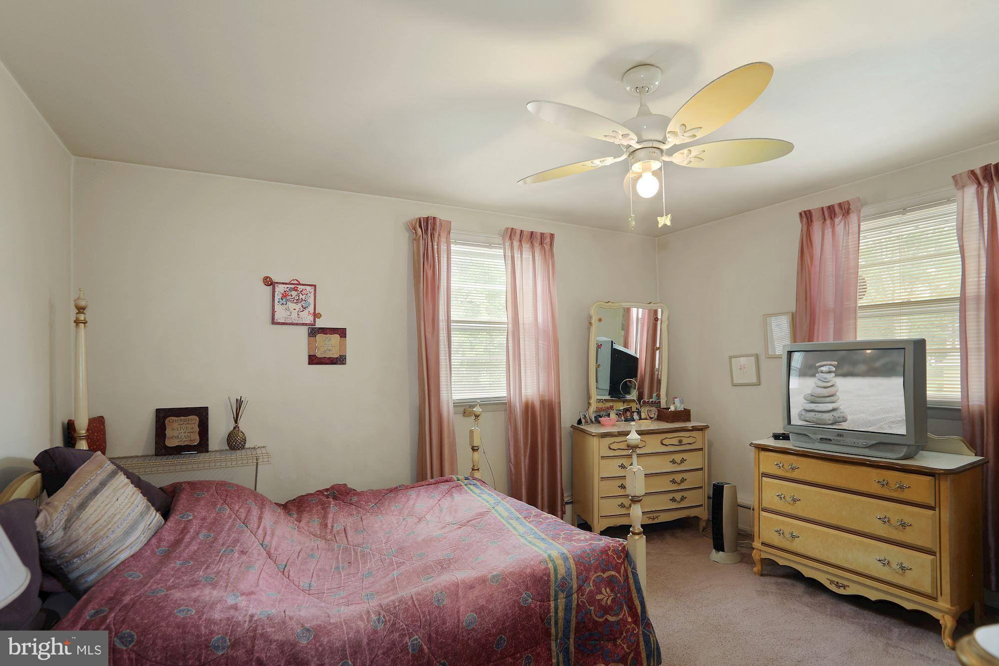 4100 Bridgeboro Road Moorestown, NJ 08057 - Photo 22 of 39 3rd Bedroom