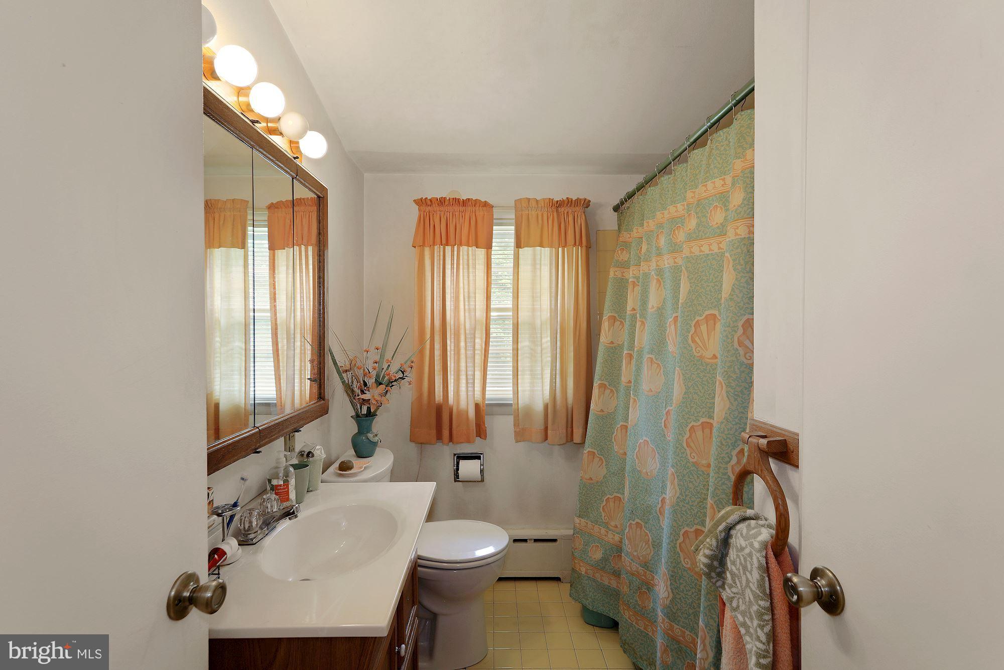 4100 Bridgeboro Road Moorestown, NJ 08057 - Photo 27 of 39 hall bath