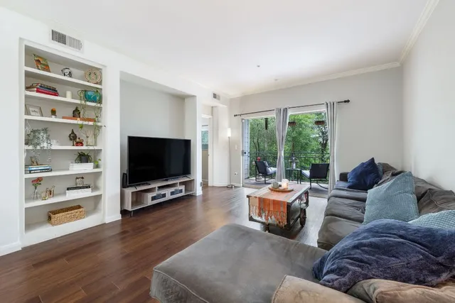 $285,000 | 6000 Shepherd Mountain Cove, Unit 613, Austin, TX 78730