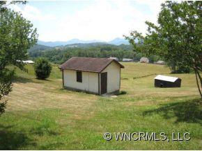 26 Gibbs Road Leicester, NC 28748 - Photo 5 of 6 Gallery Image 5