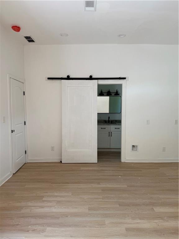 808 Center Street Macon, GA 31217 - Photo 14 of 30 a view of an empty room