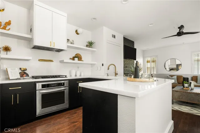 $725,000 | 5146 East Hunsford Drive, Unit E, Orange, CA 92867