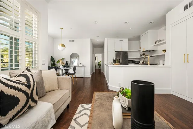 $725,000 | 5146 East Hunsford Drive, Unit E, Orange, CA 92867