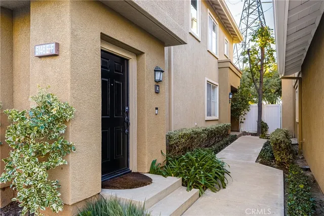 $725,000 | 5146 East Hunsford Drive, Unit E, Orange, CA 92867