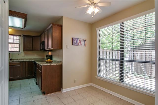1317 General George Patton Road Nashville, TN 37221 - Photo 8 of 20 Sunny Breakfast room adjoins kitchen and has view of the patio.