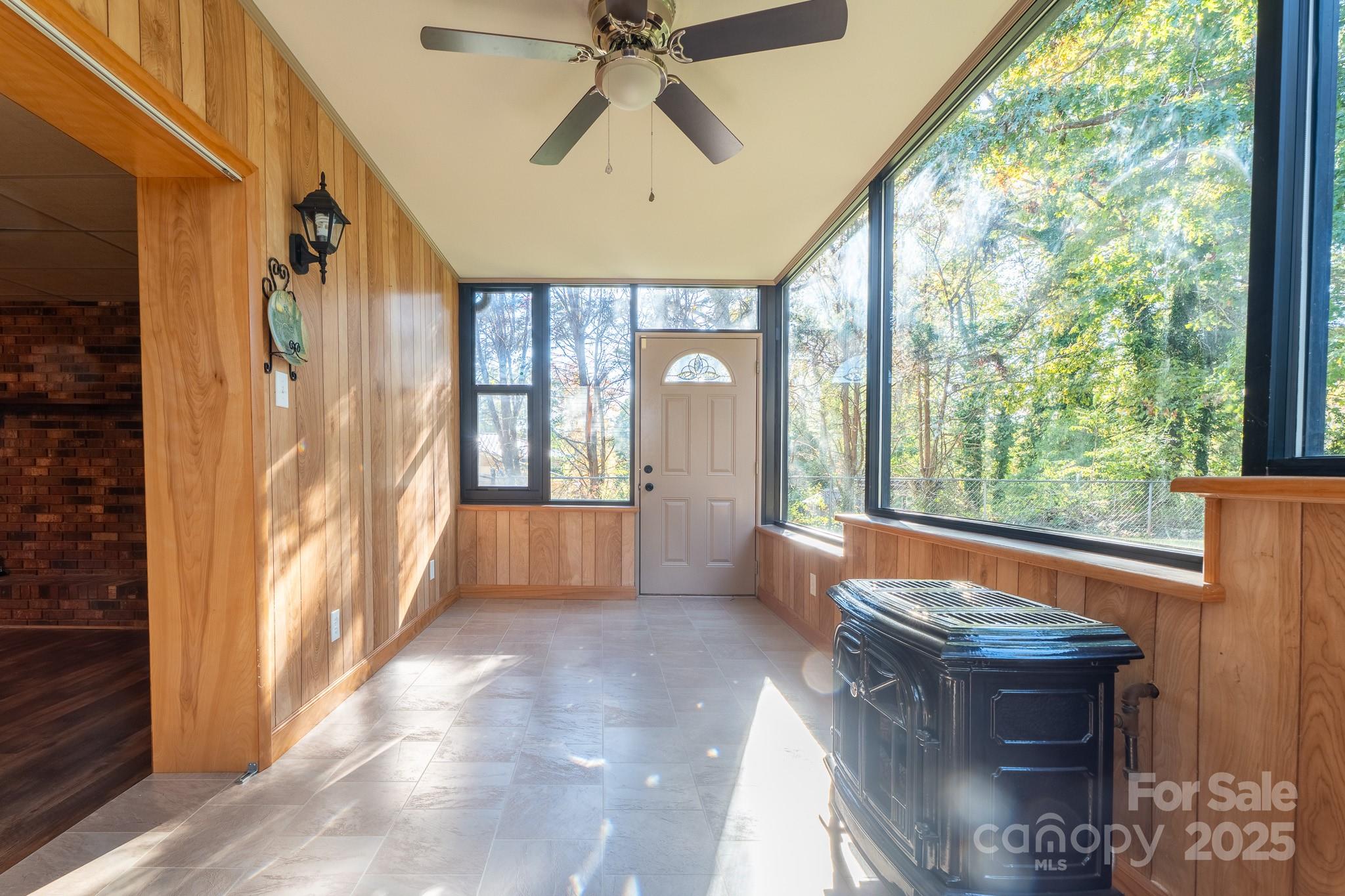 3851 Idlewood Acres Road Hickory, NC 28601 - Photo 27 of 34 a view of an entryway with a chandelier