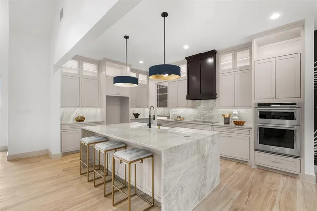 $1,500,000 | 14120 Park Way, Malakoff, TX 75148