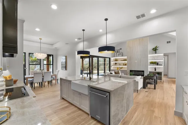 $1,500,000 | 14120 Park Way, Malakoff, TX 75148