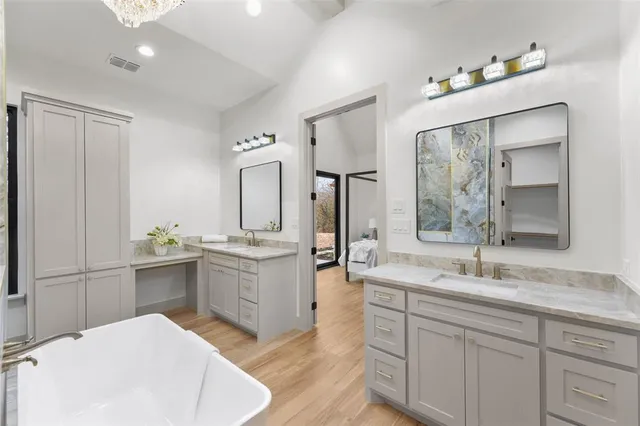 $1,500,000 | 14120 Park Way, Malakoff, TX 75148