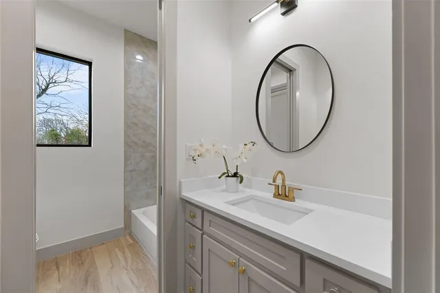 $1,500,000 | 14120 Park Way, Malakoff, TX 75148