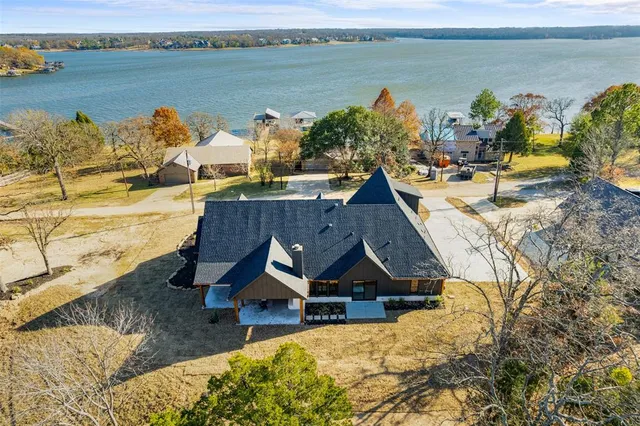 $1,500,000 | 14120 Park Way, Malakoff, TX 75148