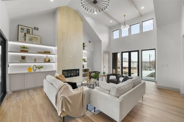 $1,500,000 | 14120 Park Way, Malakoff, TX 75148