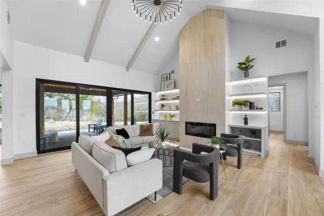 $1,500,000 | 14120 Park Way, Malakoff, TX 75148