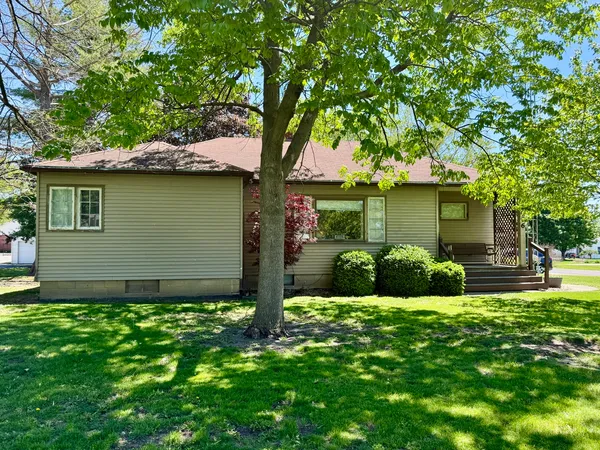$130,000 | 1006 North Sangamon Avenue, Gibson City, IL 60936